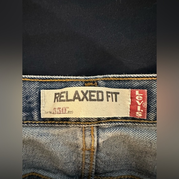 Levi’s 550 Relaxed Fit Red Label (NOT tapered) - Picture 3 of 12